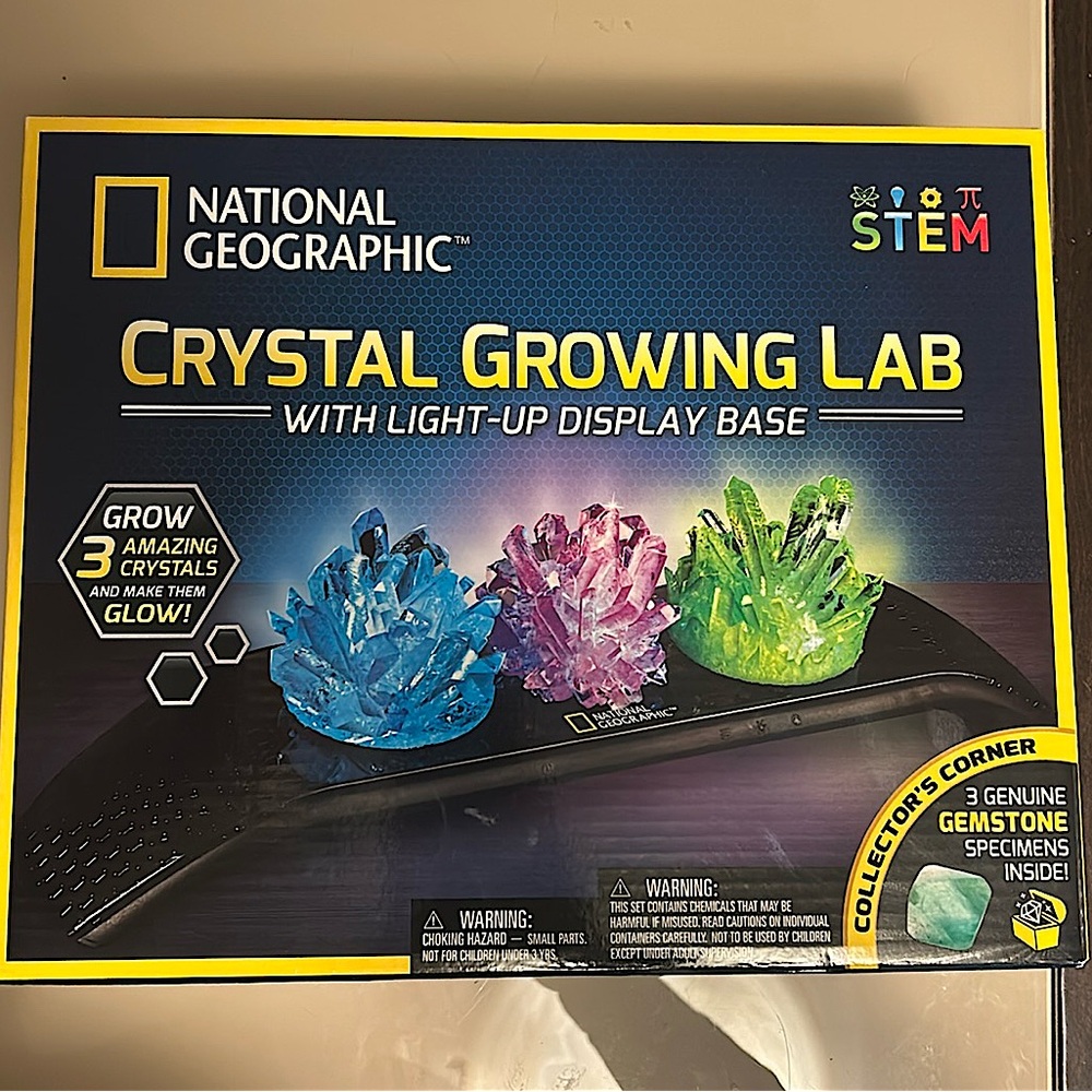 Crystal Growing Lab With Light Up Display Base. Brand New.